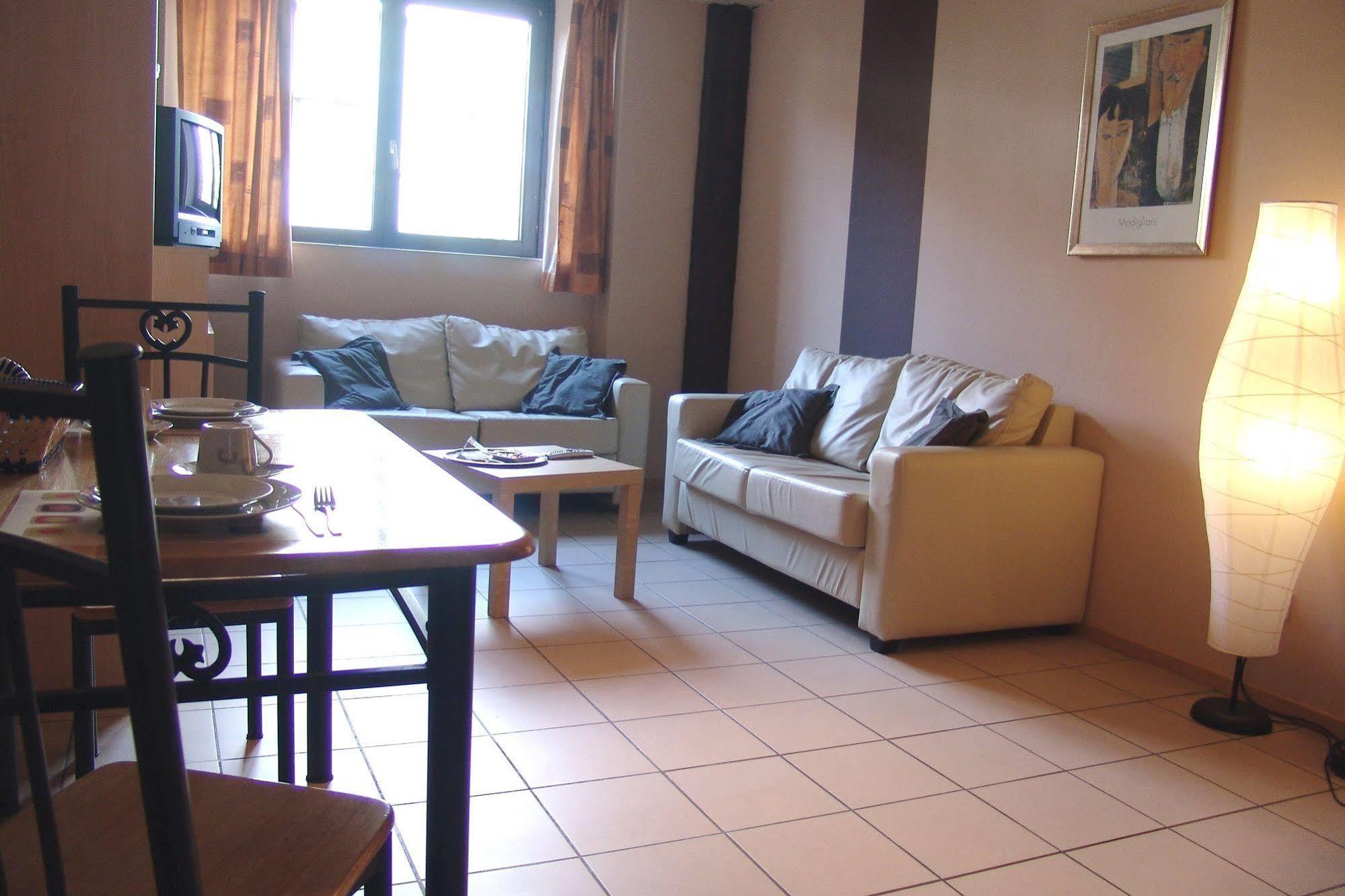 Condo Gardens Antwerp Luaran gambar